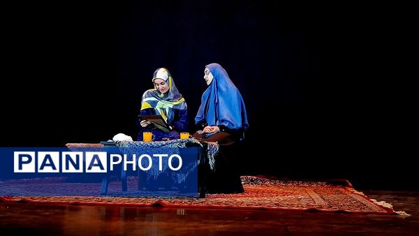 نمایش «مرا مهدی بخوانید» در فرهنگسرای امام علی(ع) هشتگرد به روی صحنه رفت