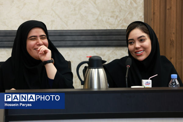 نشست هم‌اندیشی خبرنگاران حوزه آموزش و پرورش با معاون رسانه مرکز اطلاع‌رسانی و روابط عمومی وزارت آموزش و پرورش