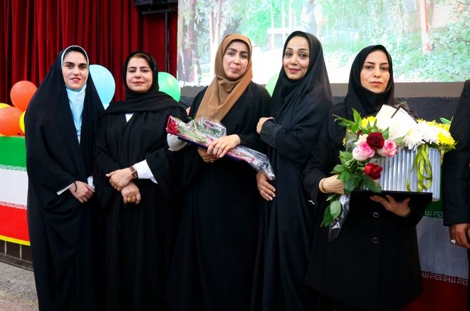 جشنی با رایحه دلنشین معلمی در لامرد



