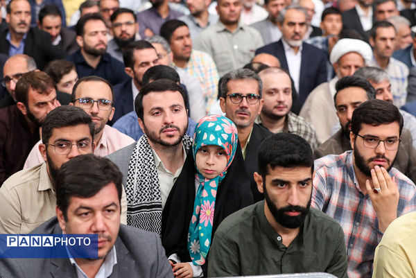 دیدار مسئولان و کارگزاران حج با رهبر انقلاب اسلامی