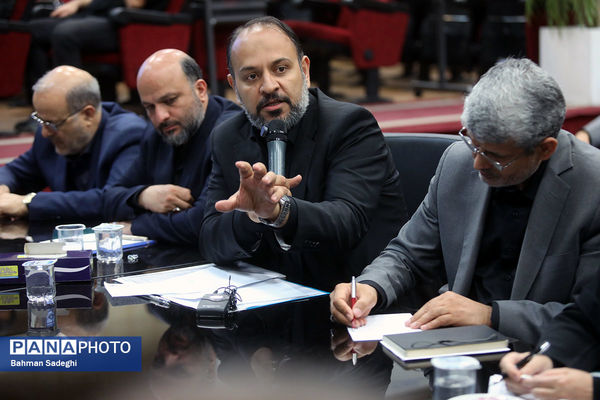 نشست مدیران وزارت آموزش و پرورش با اعضای کمیسیون آموزش مجلس