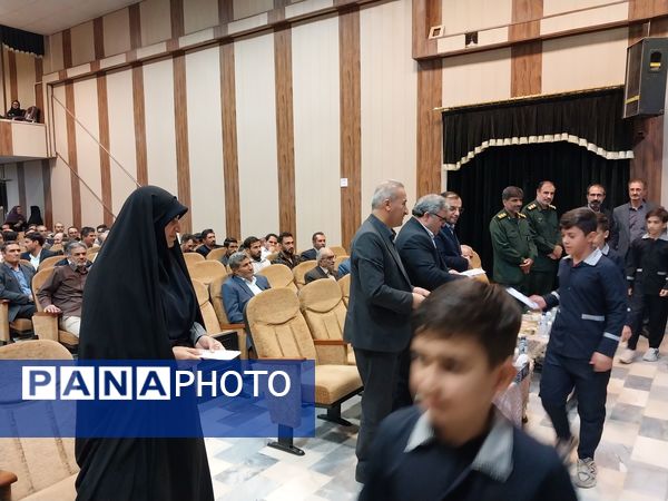آیین بزرگداشت مقام معلم در شهرستان ابهر با حضور مسئولان استانی و شهرستانی