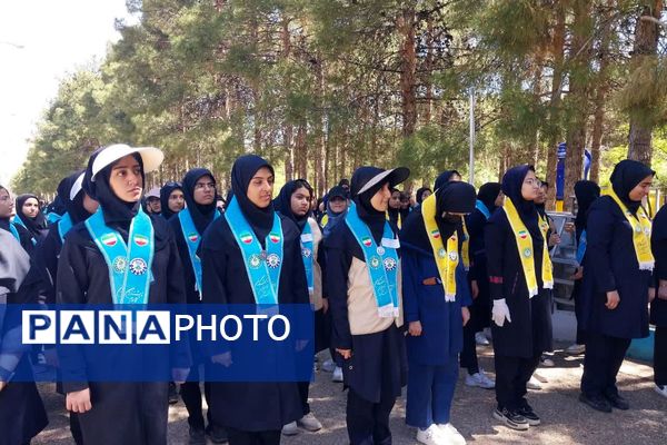 اردوی پایانی پیشتازان دختر مقطع متوسطه ناحیه 4 شیراز 