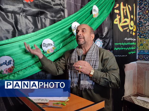 استقبال از شهید‌گمنام در دبیرستان رضوانه شاهبیکی سربیشه 