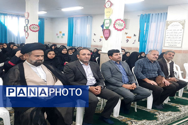 آیین آگاهی‌بخشی آسیب‌های اجتماعی در آموزشگاه شادروان ملوک زندی‌