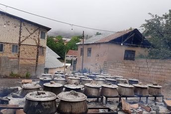 سنت پخت غذای نذری در کیاسر مازندران 