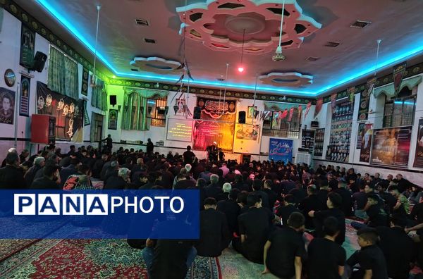 برگزاری مراسم عزاداری شب دوم محرم  در حسینیه شاهزاده علی اکبر 
