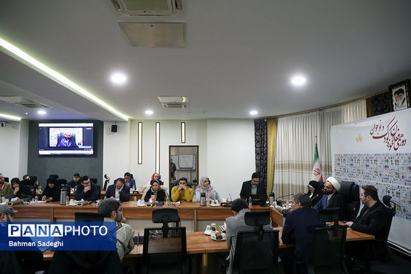 دورهمی فعالان حوزه کودک و نوجوان با معاون پرورشی و فرهنگی وزیر آموزش‌وپرورش