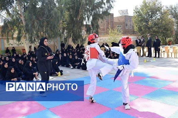 المپیاد ورزشی مدارس بهاباد با شور و نشاط