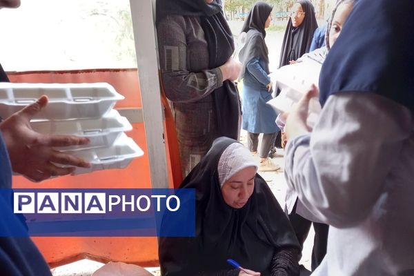 برگزاری دوره توانمندسازی دانش‌آموزان و والدین ناحیه 5 مشهد