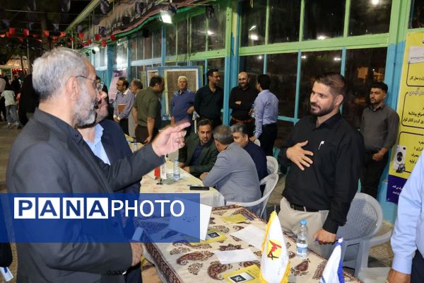 برپایی موکب خدمت در گلستان شهدای اصفهان با حضور فرماندار اصفهان 