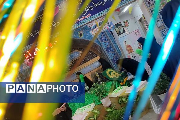حضور خادمین آستان قدس رضوی در مدرسه شاهد کوثر رباط‌کریم به مناسبت دهه کرامت