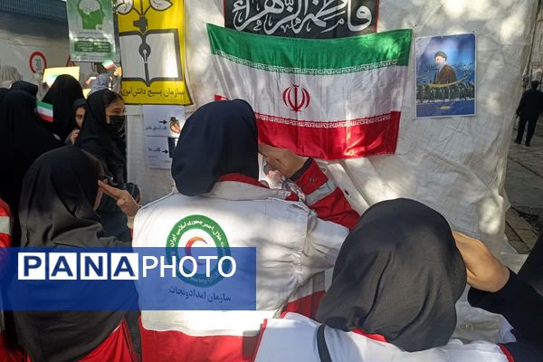 همه‌باهم در راهپیمایی روز دانش‌آموز؛ تجلی وحدت و آگاهی نسل نو