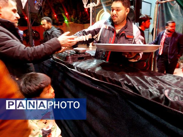 موکب هایی به عشق فاطمه (س) در کاشمر