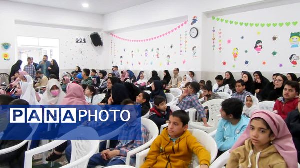 رونمایی از کتاب مرسانا سارخانی؛ کتابی از دانش‌آموزی با نیازهای ویژه