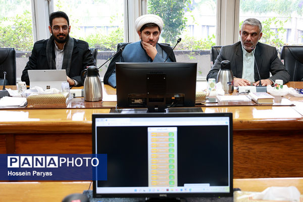 آیین رونمایی از کاربرگ حفظ موضوعی قرآن کریم و بازی آی‌لیگ