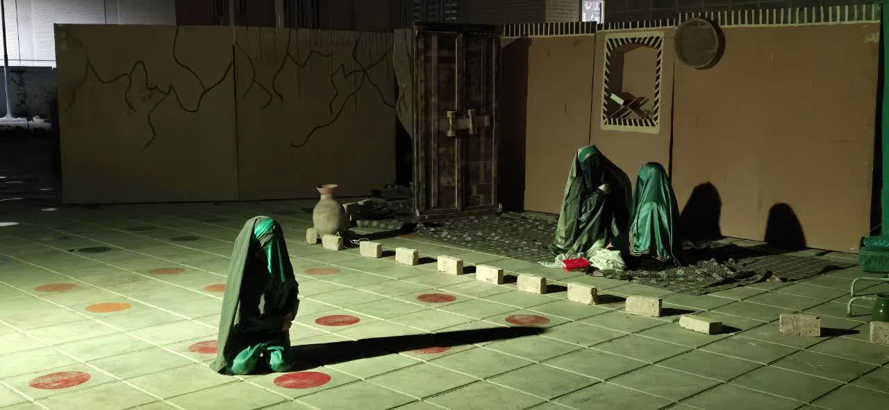 برگزاری مراسم شهادت حضرت فاطمه (س) در مدرسه پسرانه قرآنی شهید اکرمی بافق