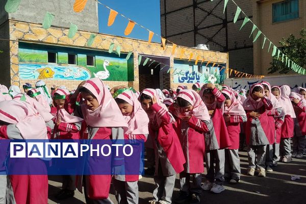 اجرای طرح مصباح الهدی در دبستان میقات بهارستان دو