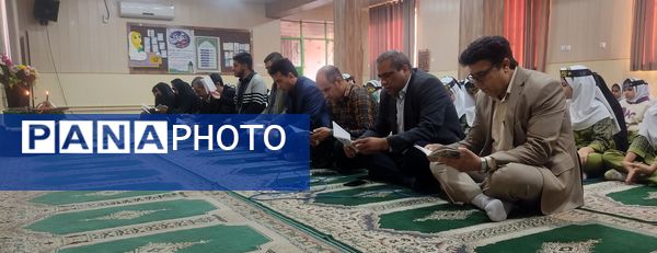 محفل انس با قرآن در دبستان شاهد دخترانه حضرت معصومه (س)