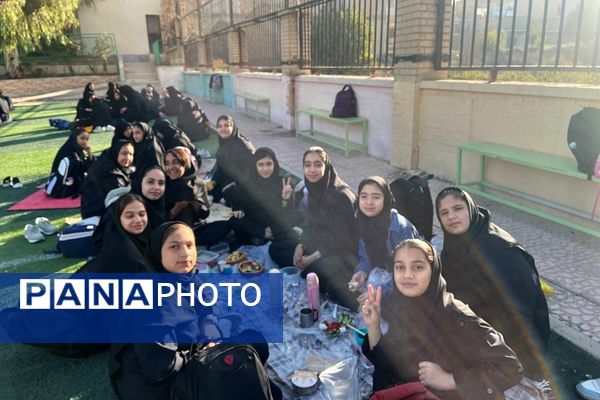  «صبحانه سلامت» در مدرسه ملوک زندی پیشوا