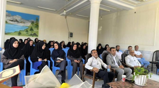 جلسه انجمن اولیاء پیوندی دوباره بین مدرسه و خانه