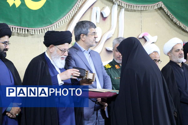 تجلیل از پیر غلامان حسینی در آیین نخل عاشقی ۲