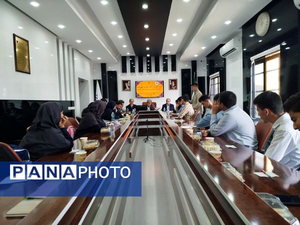 شورای دانشآموزی پل ارتباطی مؤثر میان دانشآموزان و مدیران