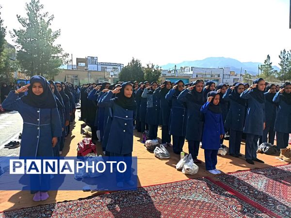 آماده‌سازی دبیرستان هاجر بیرجند برای استقبال از شهید گمنام 