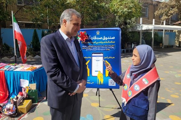بیش از ۱۰ هزار دانش‌آموز خراسان رضوی، حامی همکلاسی‌های نیازمند خود هستند