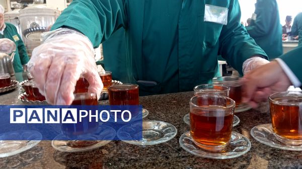 پذیرایی از زائران علی ابن موسی الرضا (ع)