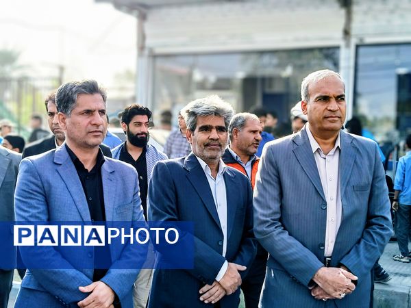 بیداری در گام‌های نوجوانان عنبرآباد؛ حضور حماسی در روز دانش‌آموز