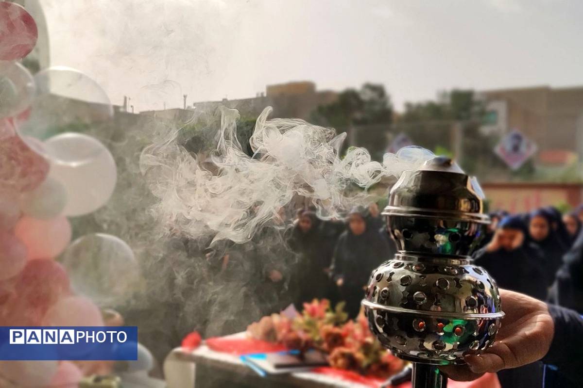 حضور خادمین آستان قدس رضوی در مدرسه شاهد کوثر رباطکریم به مناسبت دهه کرامت