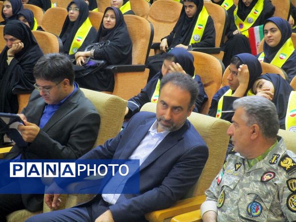 برگزاری یادواره شهدای جنگ ۱۲ روزه در کانون رشد ناحیه 3 کرج 