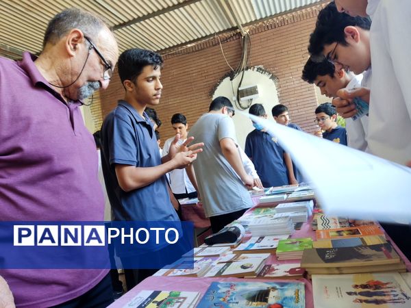 فرصتی برای تقویت کتاب‌خوانی دانش‌آموزان