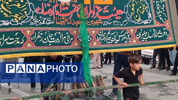 عزاداری کودکان به عشق امام حسین (ع) 