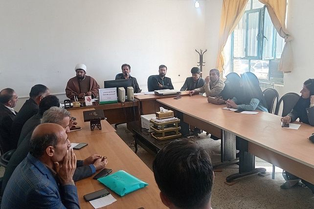 جلسه برنامه‌های حوزه پرورشی آموزش‌ و پرورش در بخش دیشموک