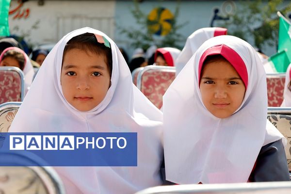 جشن شکوفه‌ها در آذربایجان غربی 