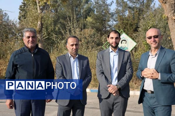 قدم‌هایی به سوی خاطره‌ها؛ 