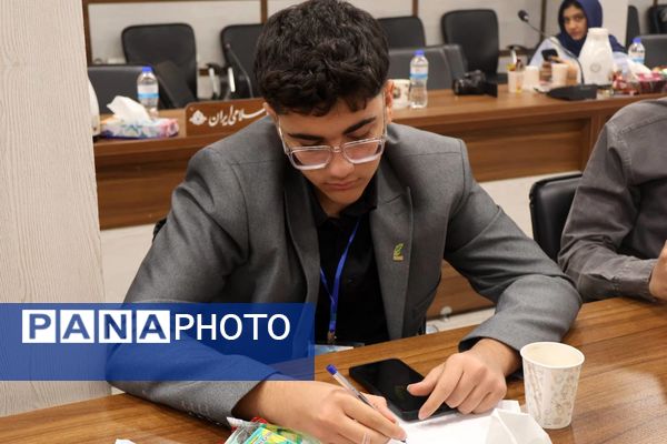 برگزاری روز اول نشست تدوین سند دوازدهمین دوره مجلس دانش‌آموزی 