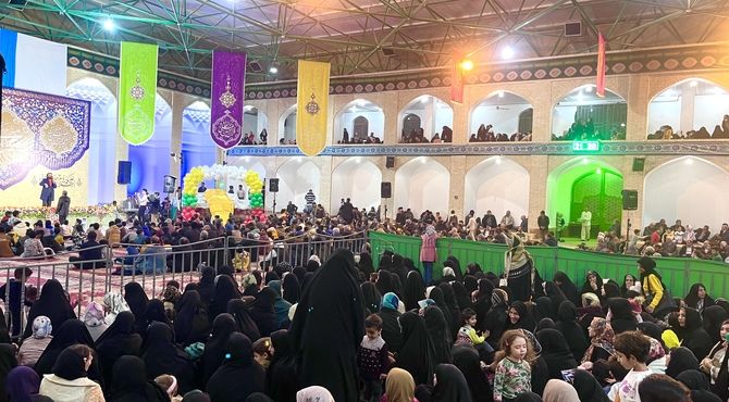 حسینیه سفید اشکذر به برکت وجود اعیاد شعبانیه نورانی شد