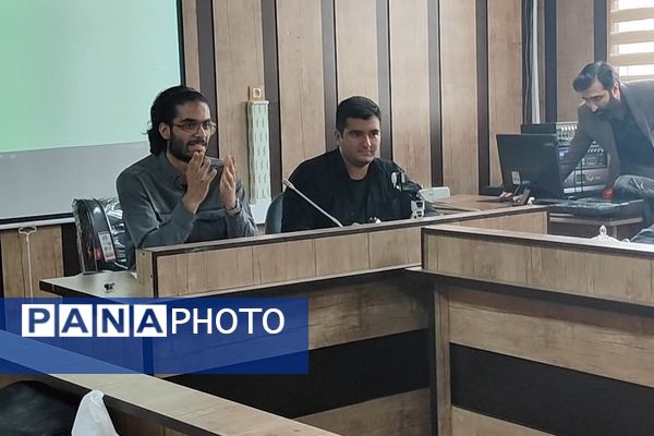 برگزاری نشست اعضای سازمان دانش‌آموزی ناحیه ۲ کرج و شهرستان فردیس