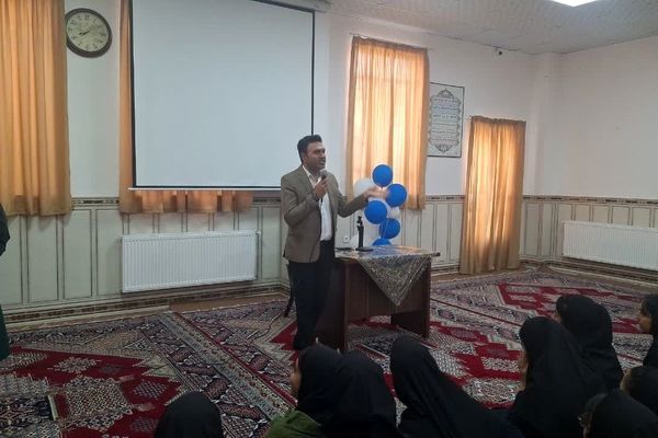 هنرستان حاج عزیزالله مشکی میزبان کارشناس آموزش نیروی انتظامی بود