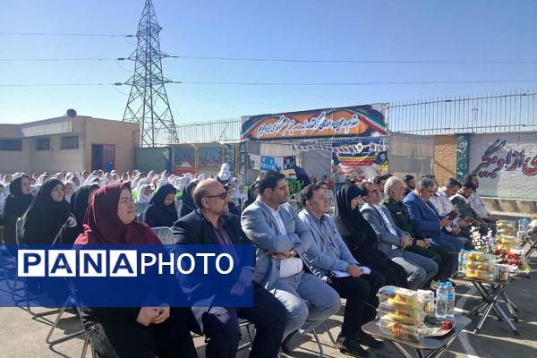 نواختن زنگ پدافند غیرعامل در آموزشگاه های چهاردانگه