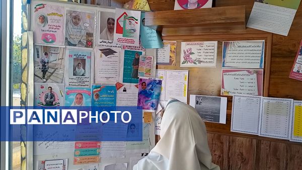 تمرین مردم سالاری در دبستان لطیفه، دانش‌آموزان پای صندوق‌های رأی رفتند