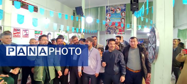 برگزاری مسابقات دارت در جشن بزرگ ۲۲بهمن در روستای اسلام آباد شیروان 