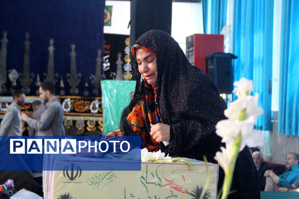 حضور نوجوانان در سی و پنجمین یادواره شهدای روستای فردوی قم