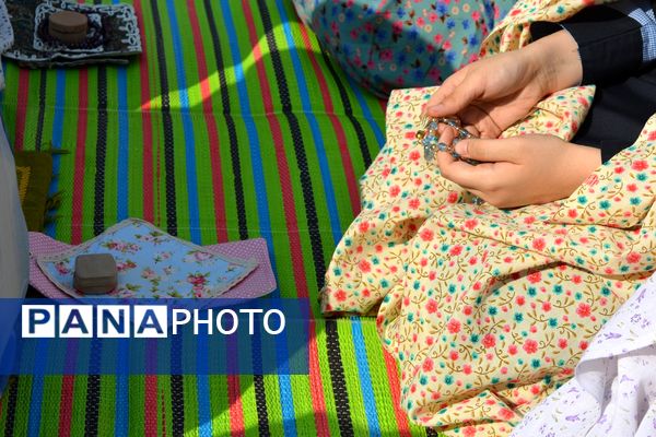 نماز باران، همخوانی زمین و آسمان در دبیرستان ولایت بهارستان‌دو