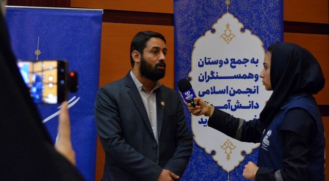 برگزاری اختتامیه نمایشگاه‌های مدرسه انقلاب در بهارستان‌دو