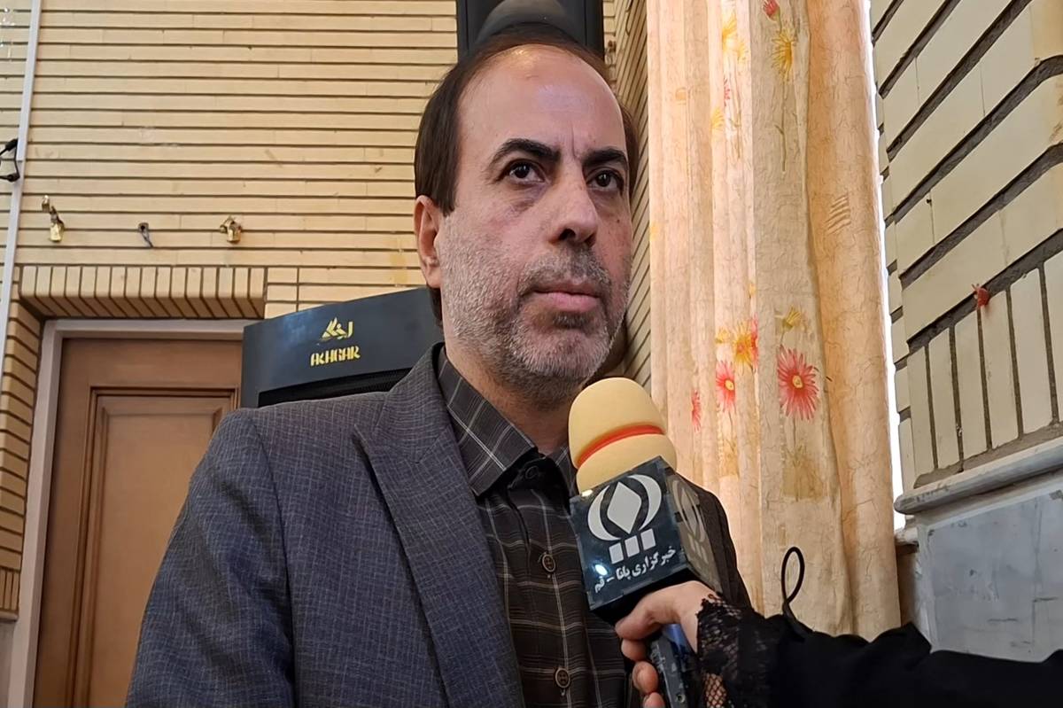 عمل به مفاد سند تحول آموزش و پرورش زیربنای خدمت اثربخش یک مدیر است 