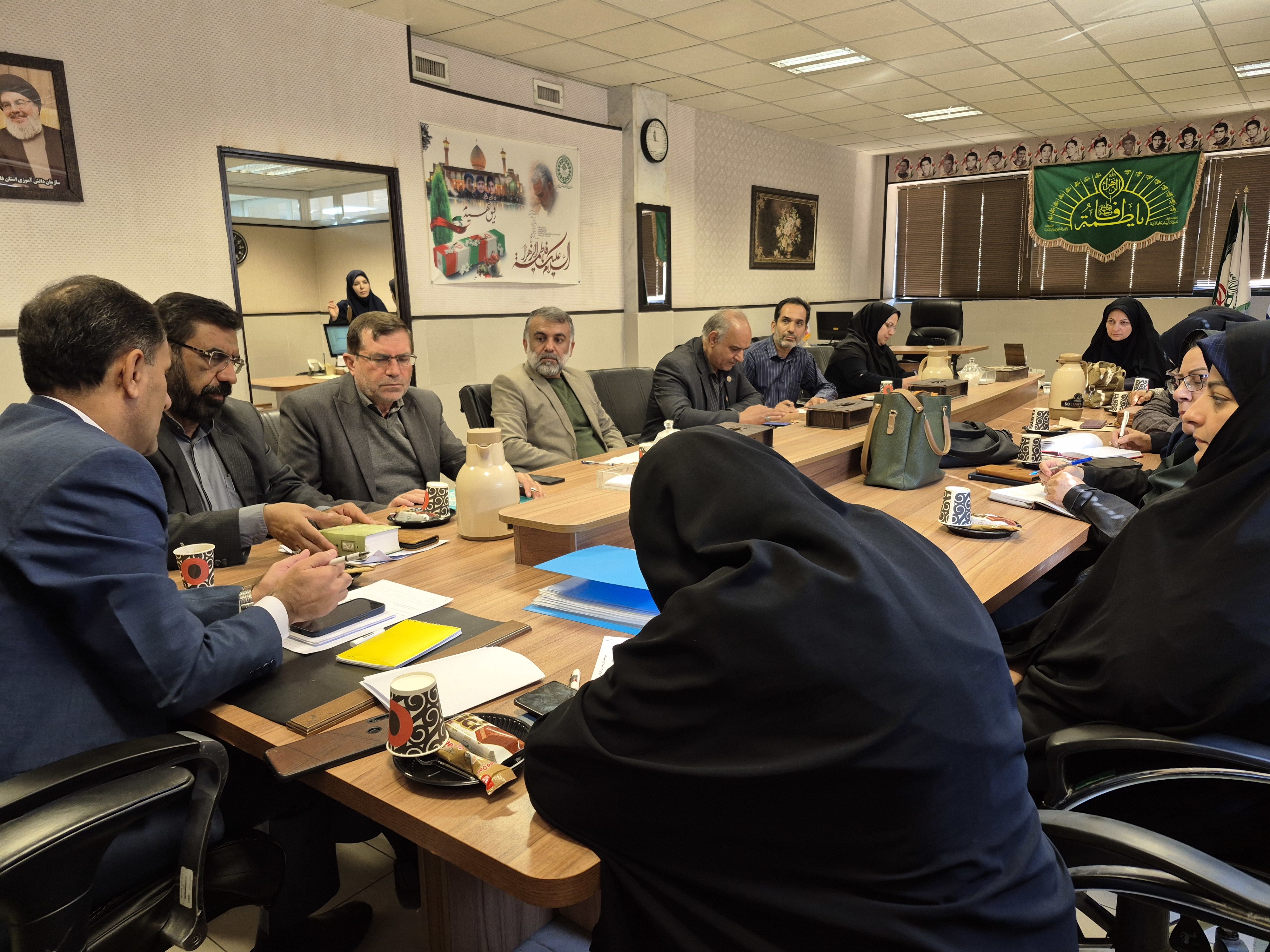 ضیافت معنوی اعتکاف؛ راهکار کاهش استرس و اضطراب دانش‌آموزان